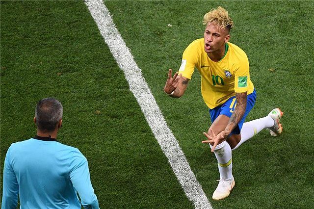  克洛普炮轰裁判不公，直言VAR系统需改革  